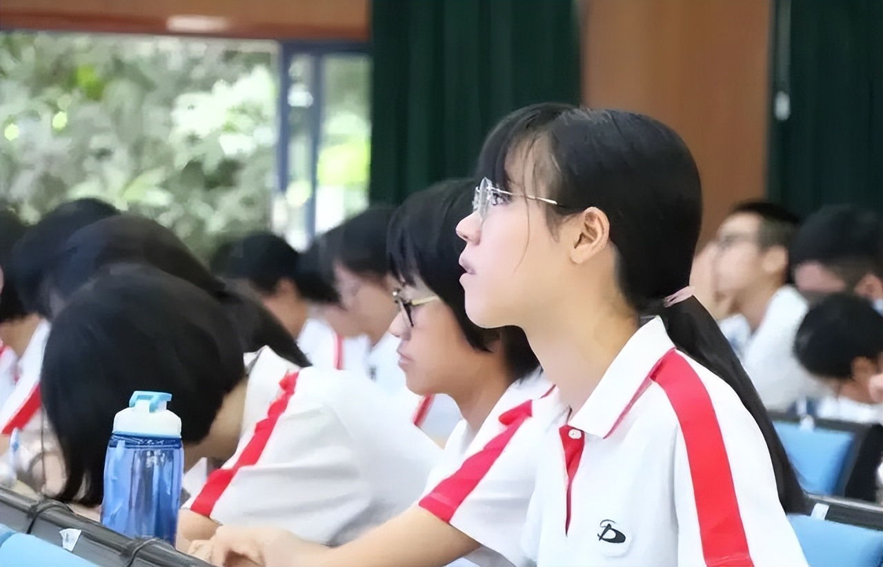 为什么教师家庭的孩子容易成学霸,为什么教师子女少