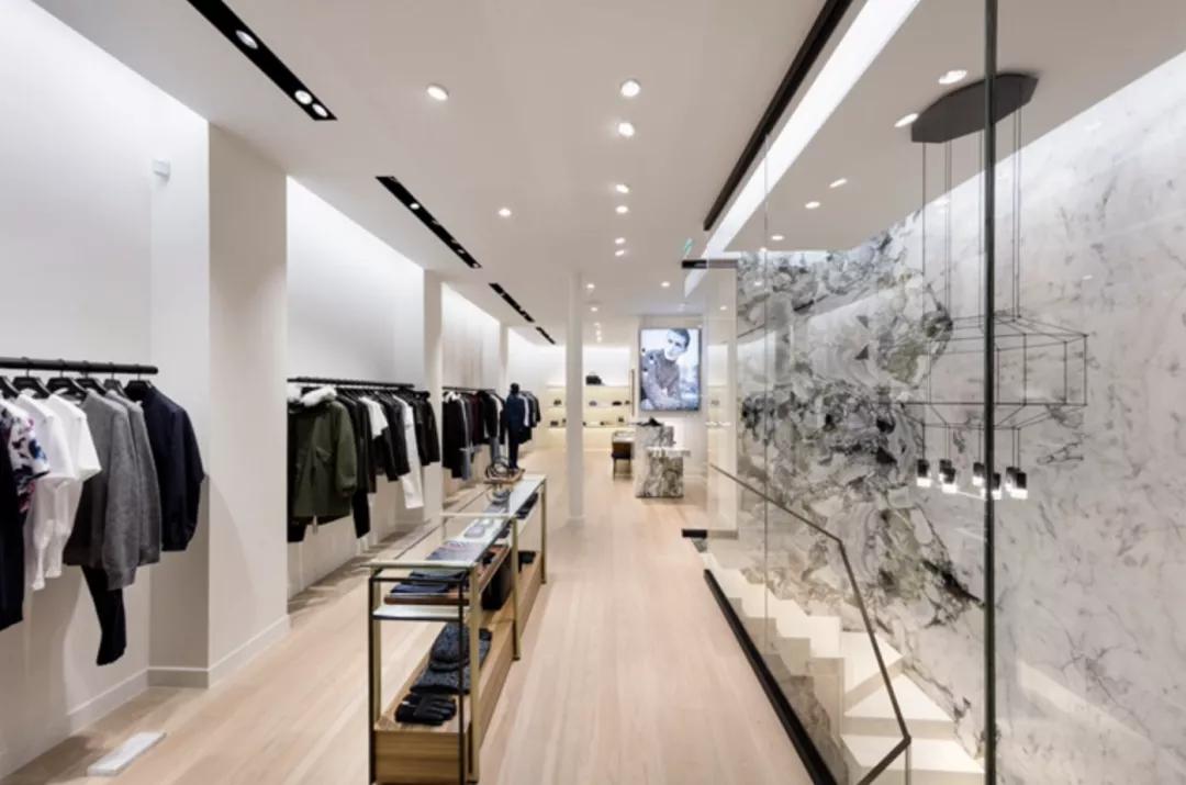 sandro是什么牌子女装什么价位,sandro属于奢侈品吗