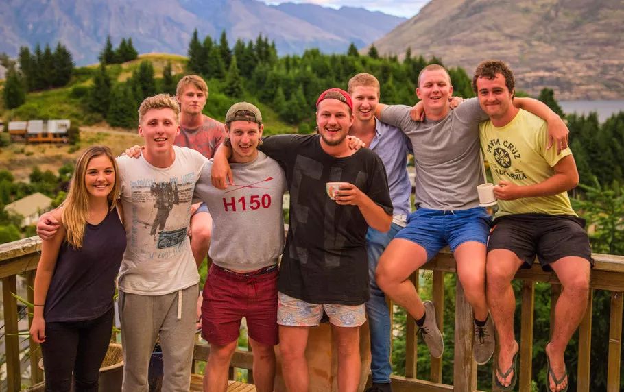 汤加海啸影响新西兰吗,汤加火山喷发致海啸完整