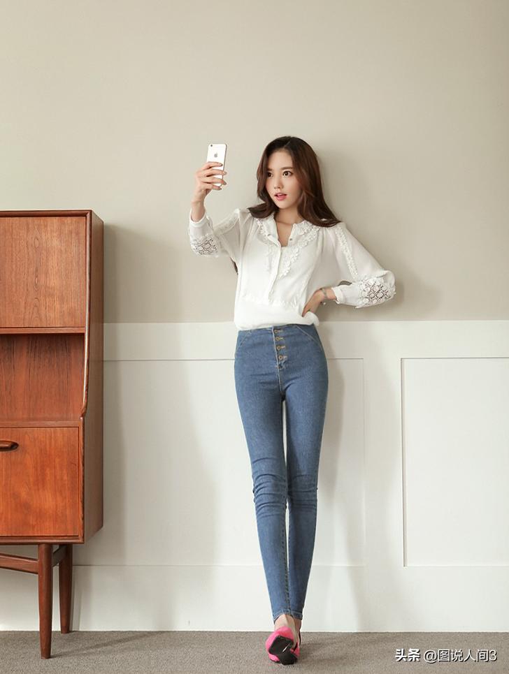 孙允珠轻奢露肩黄色雪纺衫,孙允珠初冬羊毛开衫配牛仔裤