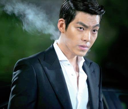 韩国黑老大入狱15年电影,韩国黑帮电影老大入狱17年