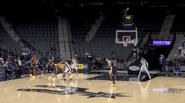 用一生来对抗傲慢与偏见，万字长文记录库里的乔丹精神