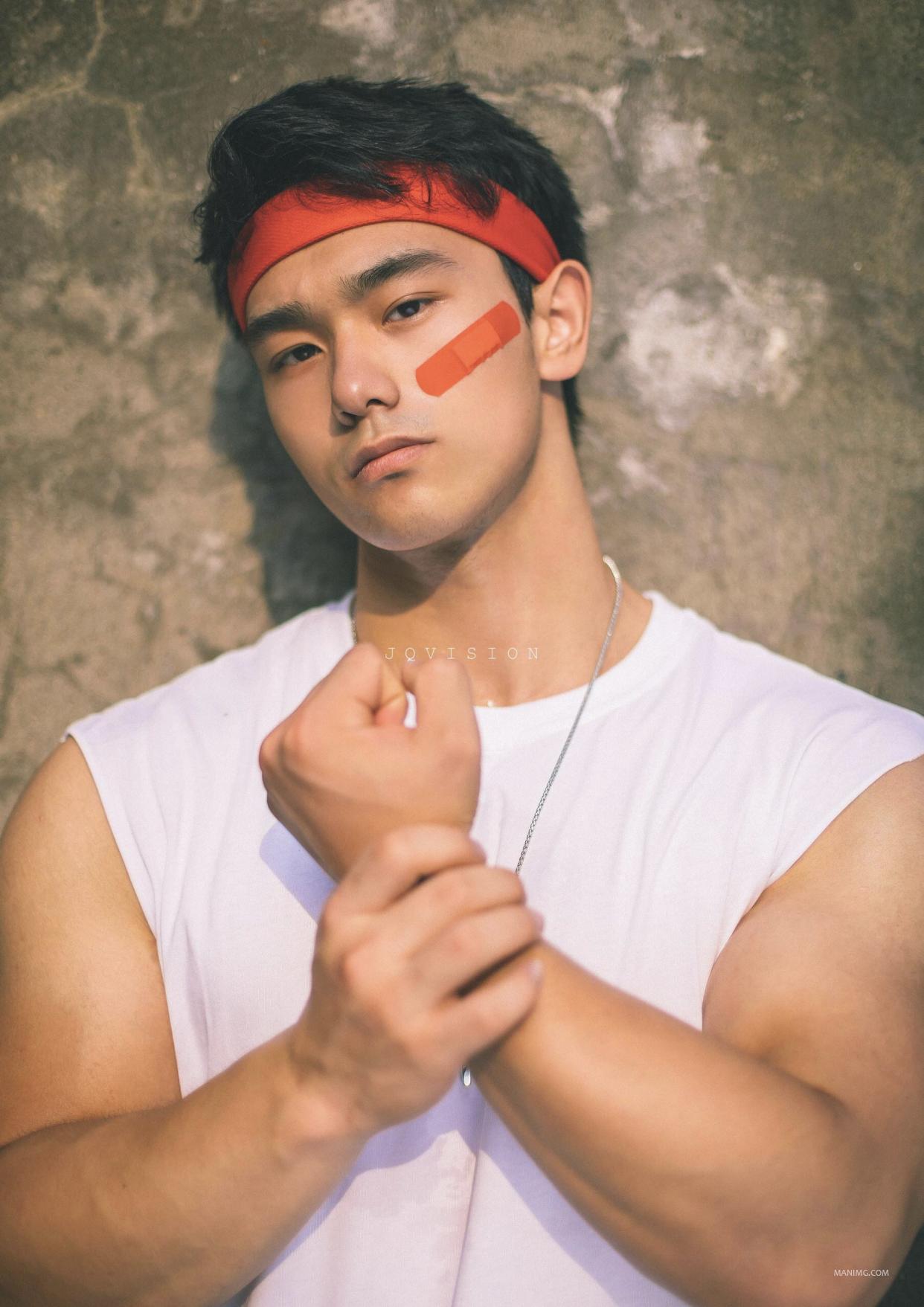 小励律曾浩然:肉球变型男