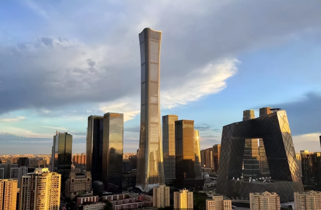 李嘉诚广州拍地,李嘉诚参与广州土地竞拍信号