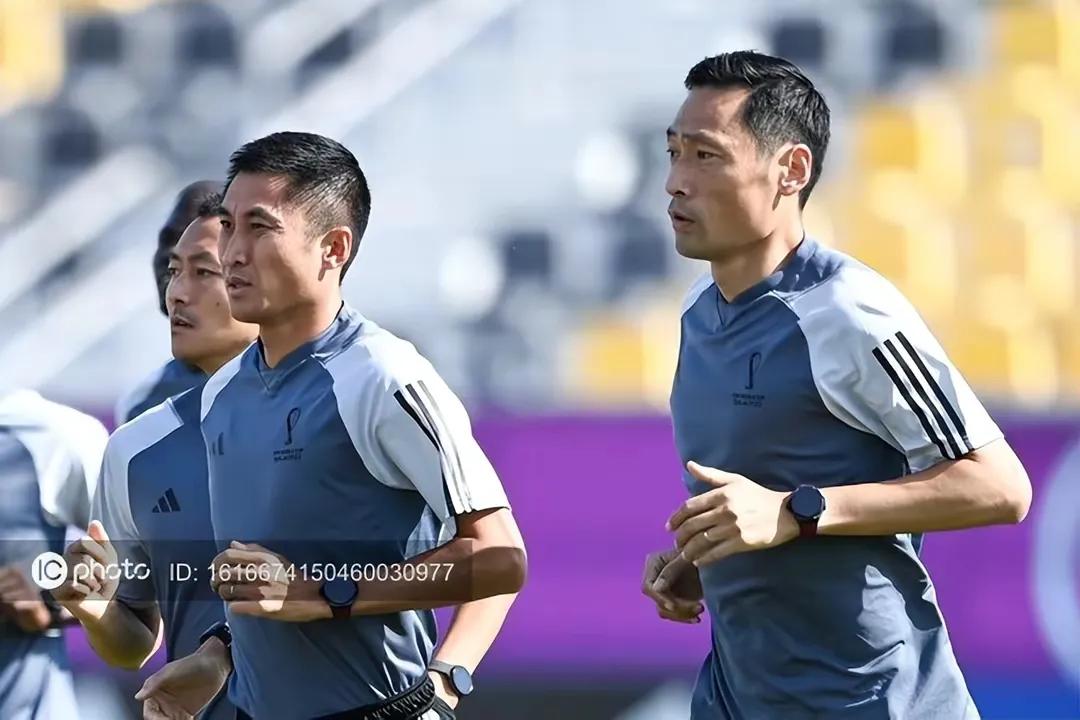 卡塔尔世界杯开幕式球场夜景,卡塔尔世界杯开幕现场