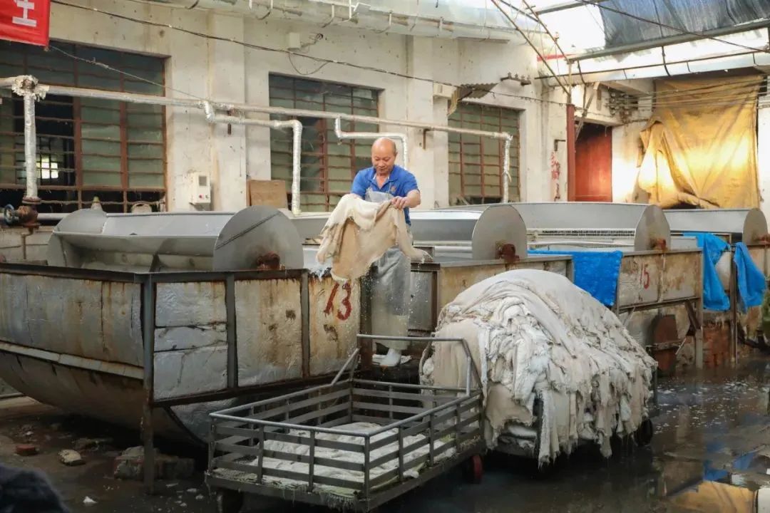 你从美国买回来的UGG，80%出自河南这个小乡村