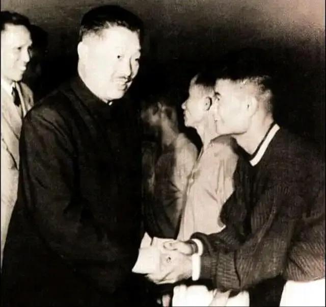 胡言妙语4:贺元帅掷地有声：踢不好足球，就地解散