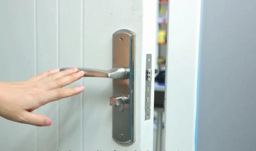 13年上海女医生遇怪事，每逢四家里的钱总会诡异消失，4年丢120万