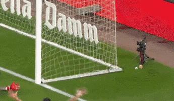 蹴鞠和足球历史演变英文版,蹴鞠和足球到底是不是一回事