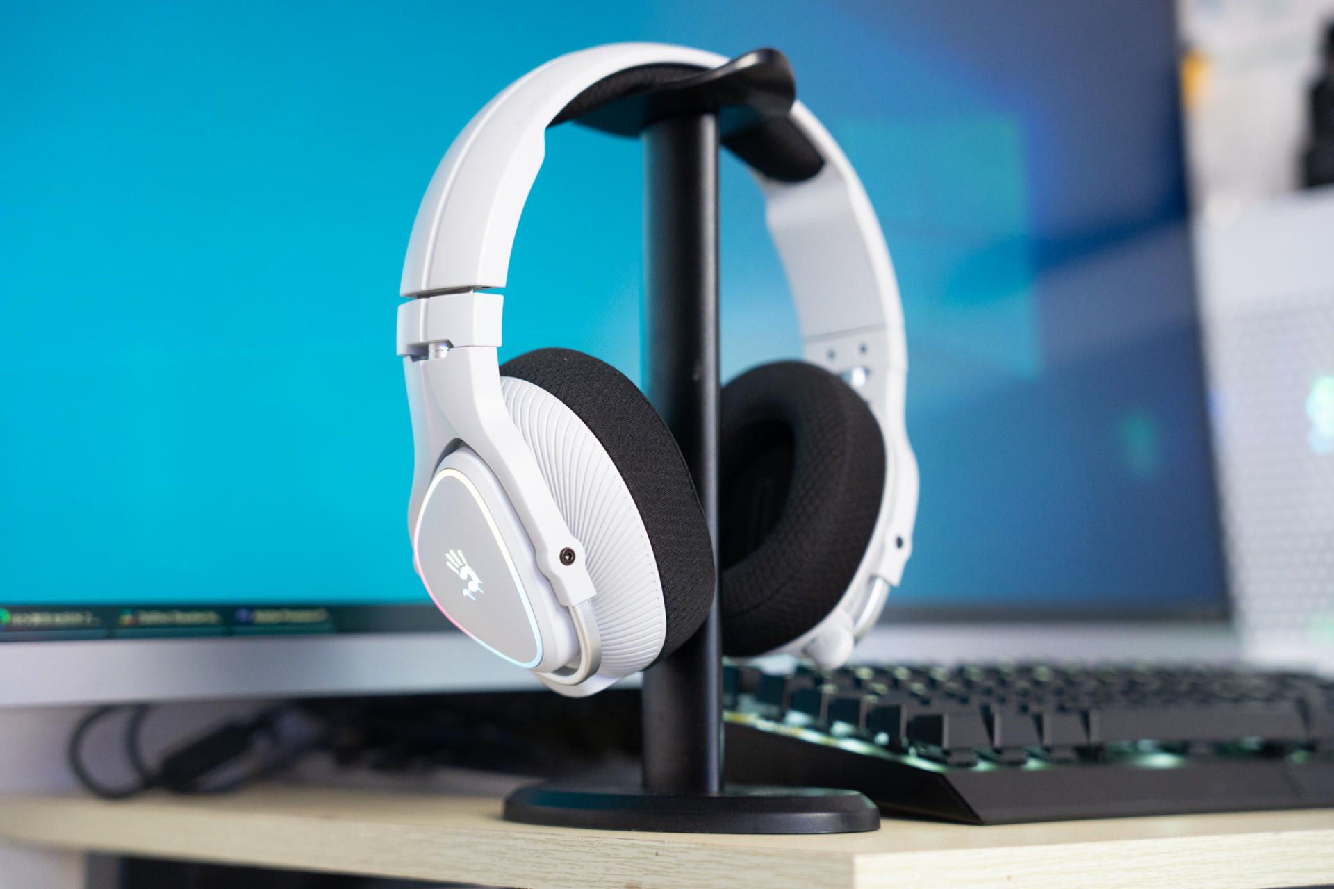 双飞燕游戏外设耳机g220,双飞燕头戴式耳机