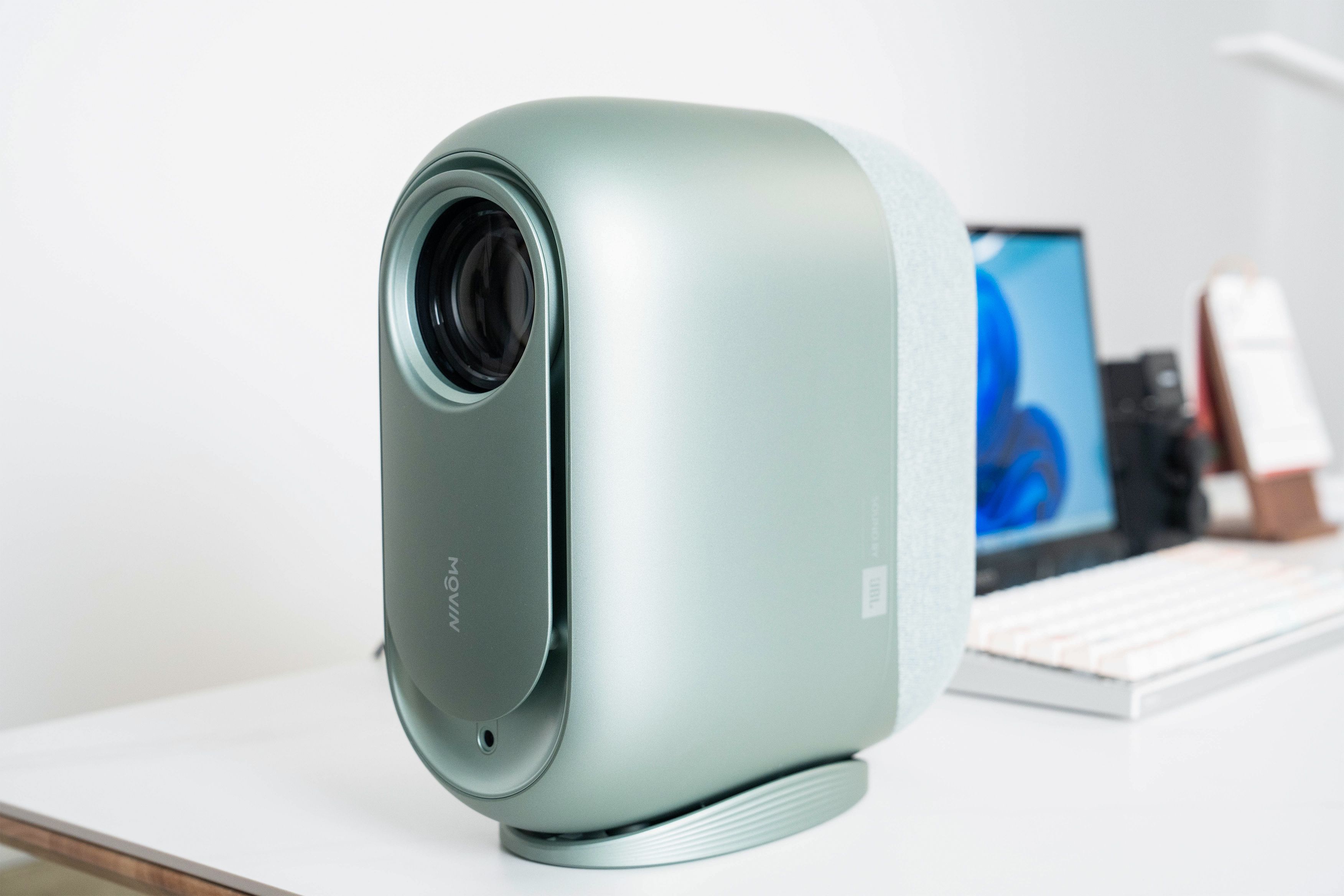 快乐星球对比极米投影仪,极米快乐星球