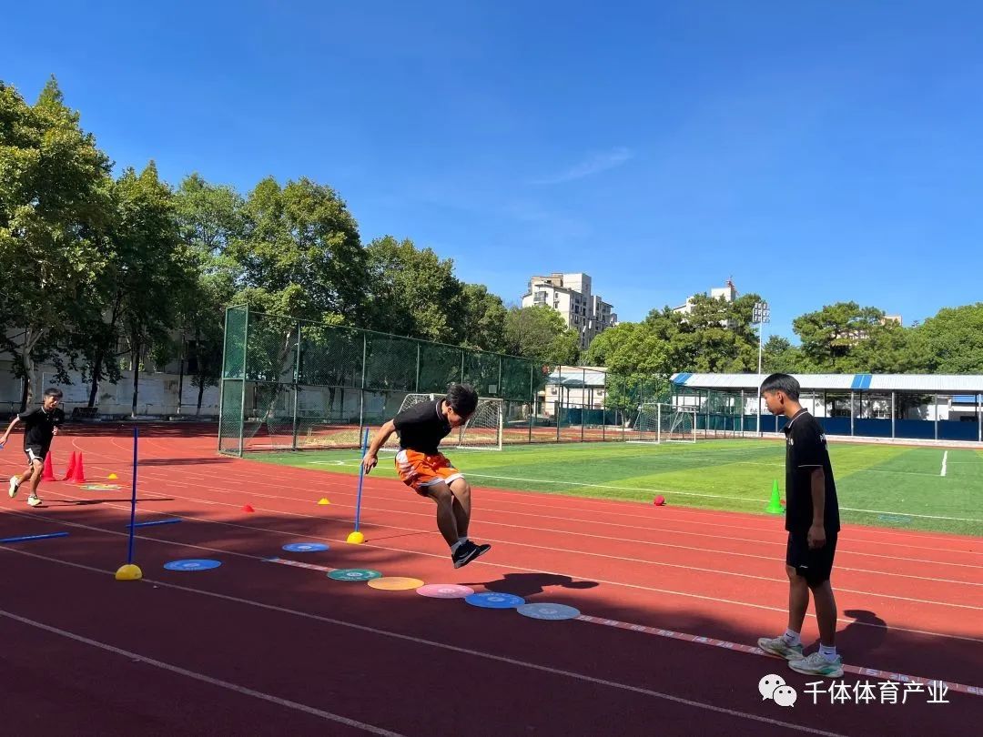 中国田径协会d级教练员考核,中国田径e级教练员通过名单