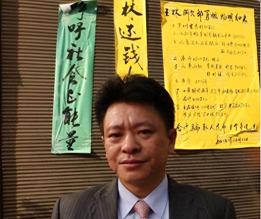 大师王林给女星们“开光”的！一丝不挂用酒画符，场面炸裂！