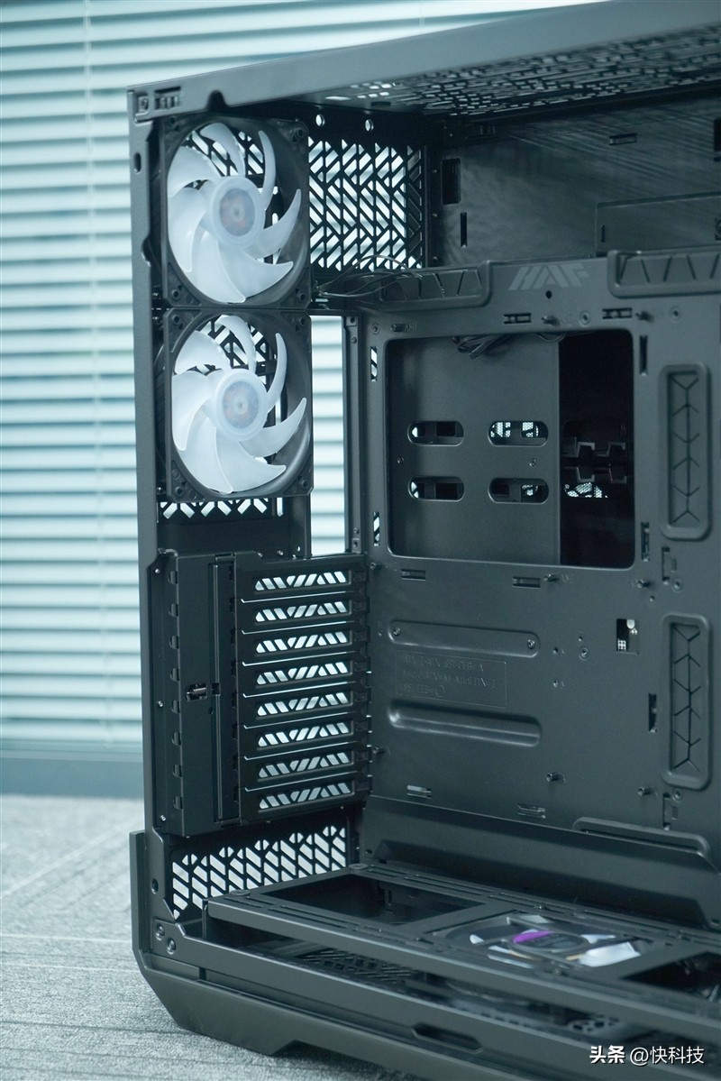 酷冷至尊HAF700装机视频,酷冷至尊haf700evo装480水冷