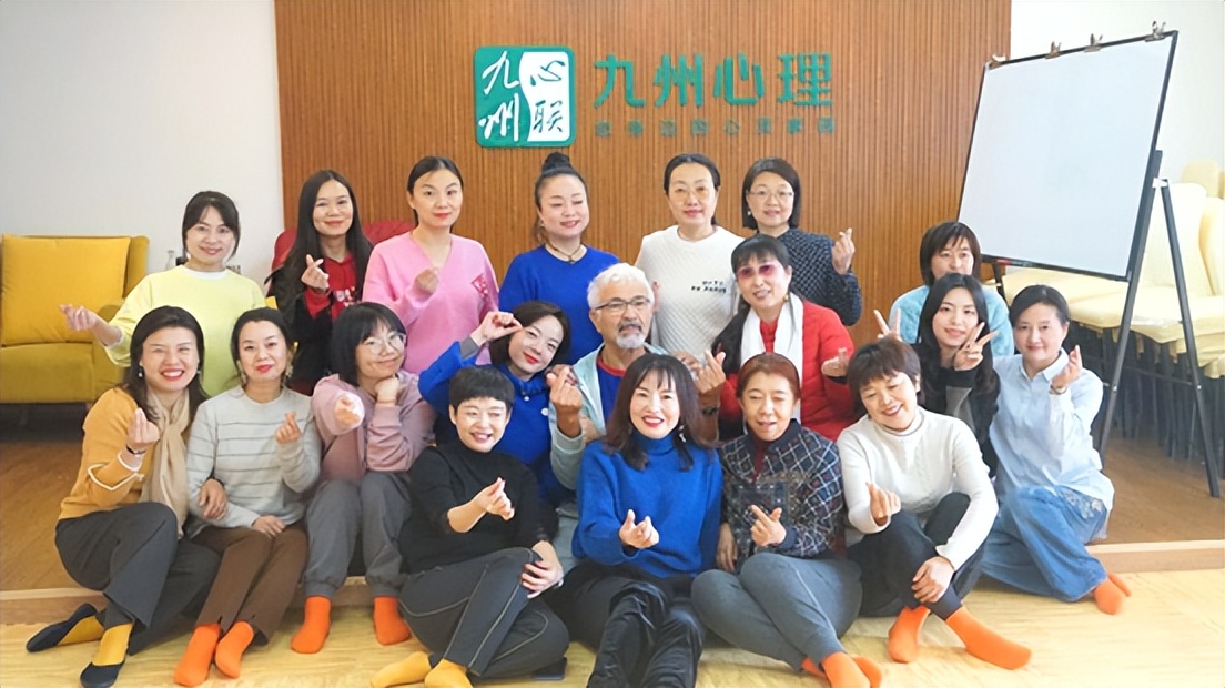 「大理长沙」国家舞动大师Zvika派索Pesso戏剧舞动治疗工作坊