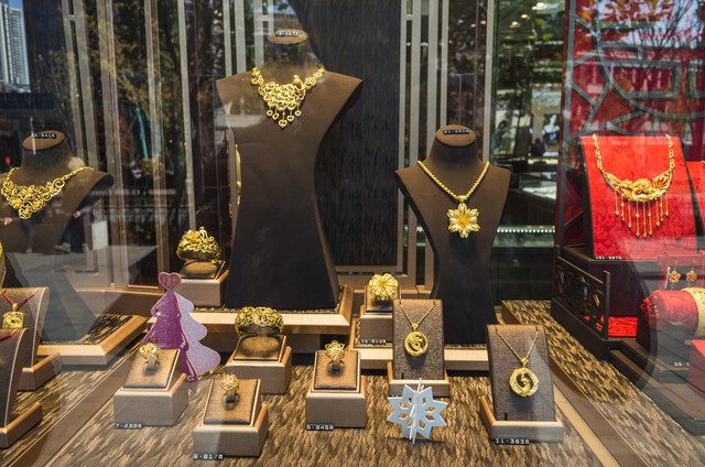 揭秘暴利的二手奢侈品行业,奢侈品奸商揭秘行业内幕