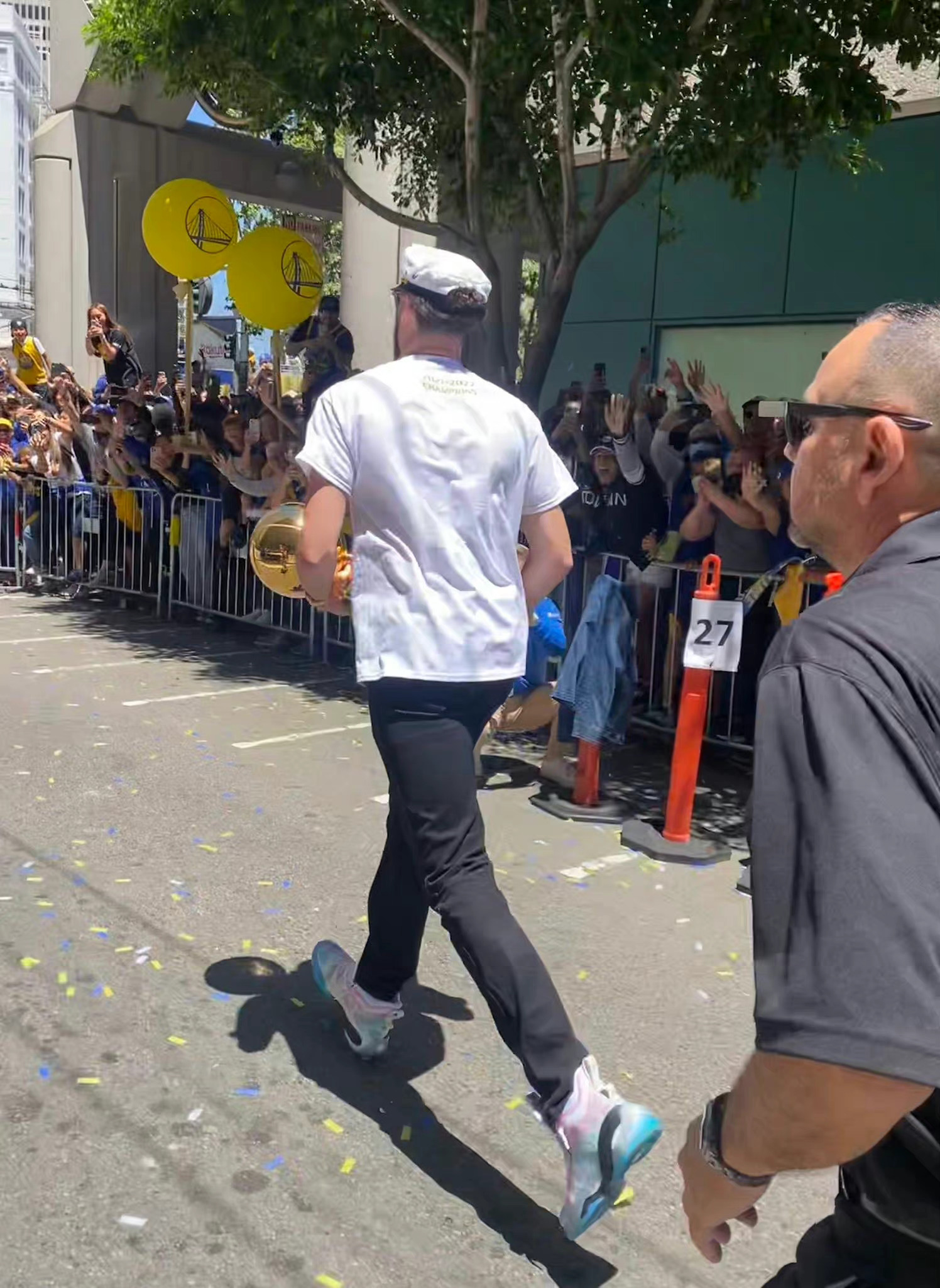 全美直播！维金斯一身匹克汤普森良心代言人国产两大品牌赚翻了