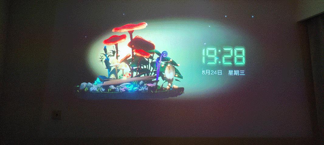 家里空间不够投影仪没法用，看看这台坚果O1S短焦投影仪