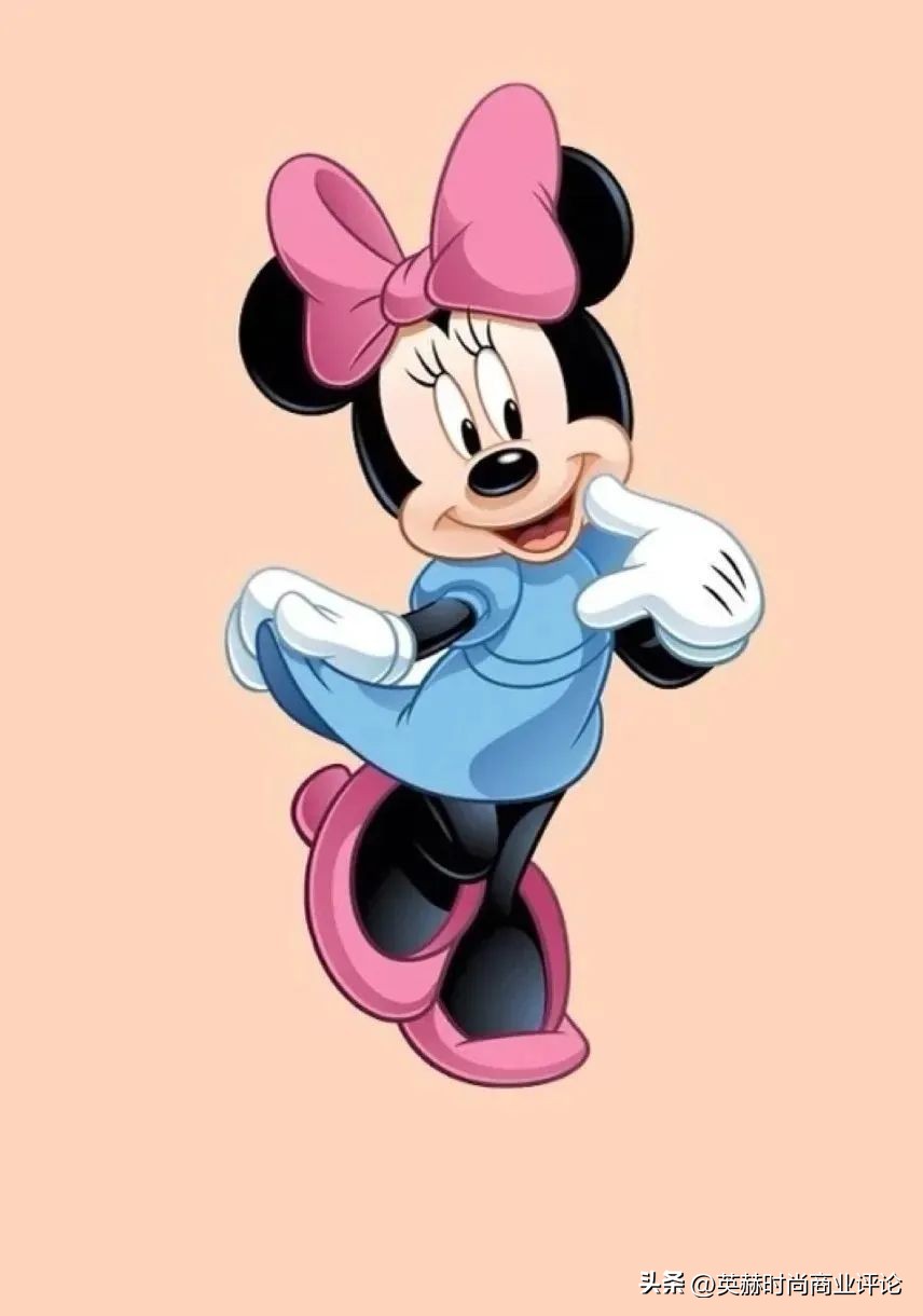 从「阿童木靴」到「马里奥鞋」，二次元席卷时尚界