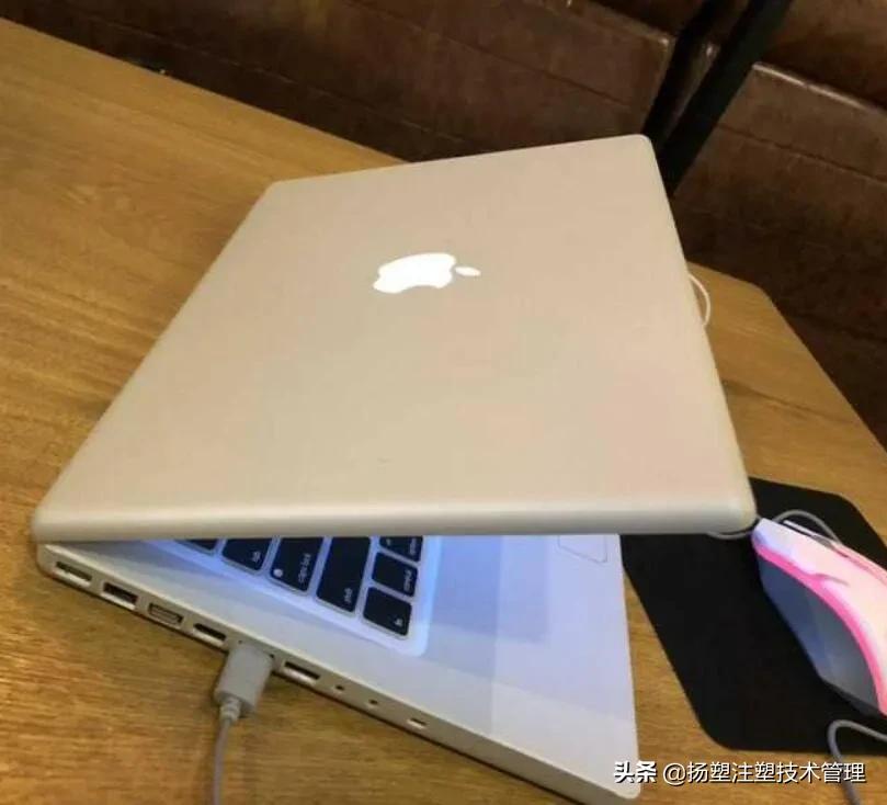 苹果电脑底壳怎样看有没有换过,苹果电脑底壳变形矫正