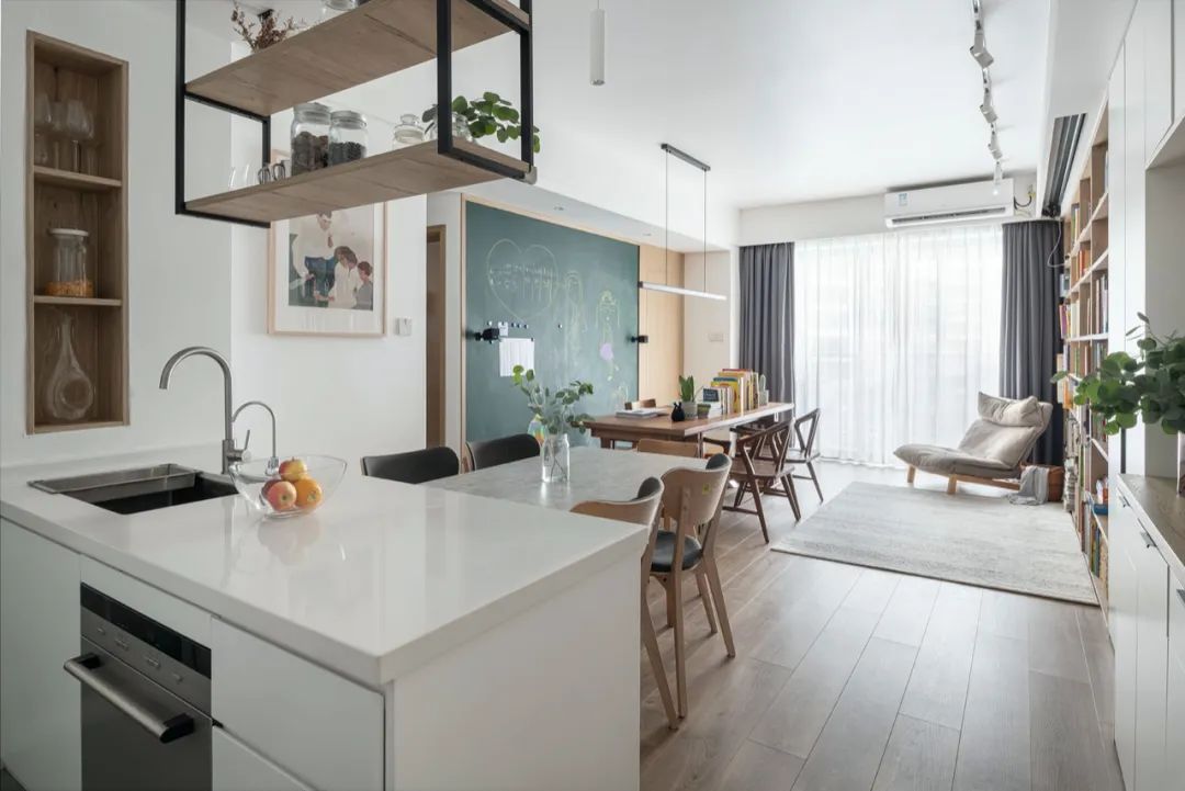 客厅简单画装修,为什么去客厅化设计越来越受欢迎