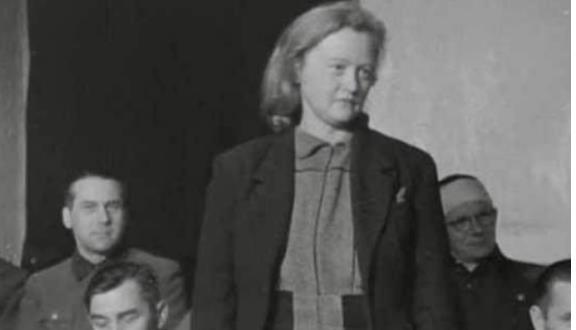 德军集中营最残暴的女人！对有纹身囚犯下狠手，折磨方式颠覆三观