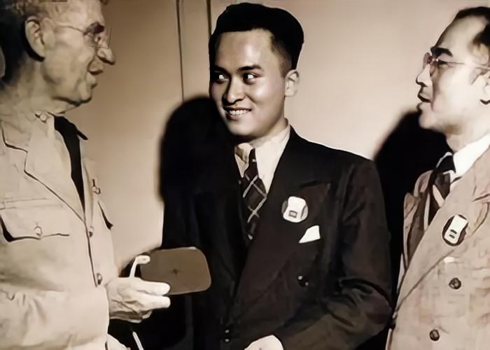 1942年，中国小伙潘镰落入大西洋，靠喝鸟血吃鲨鱼肉熬了133天