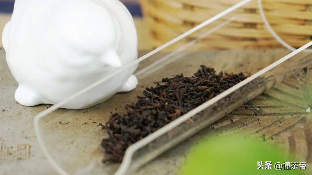 六堡茶搭配什么祛湿化浊,六堡茶加什么祛湿效果好