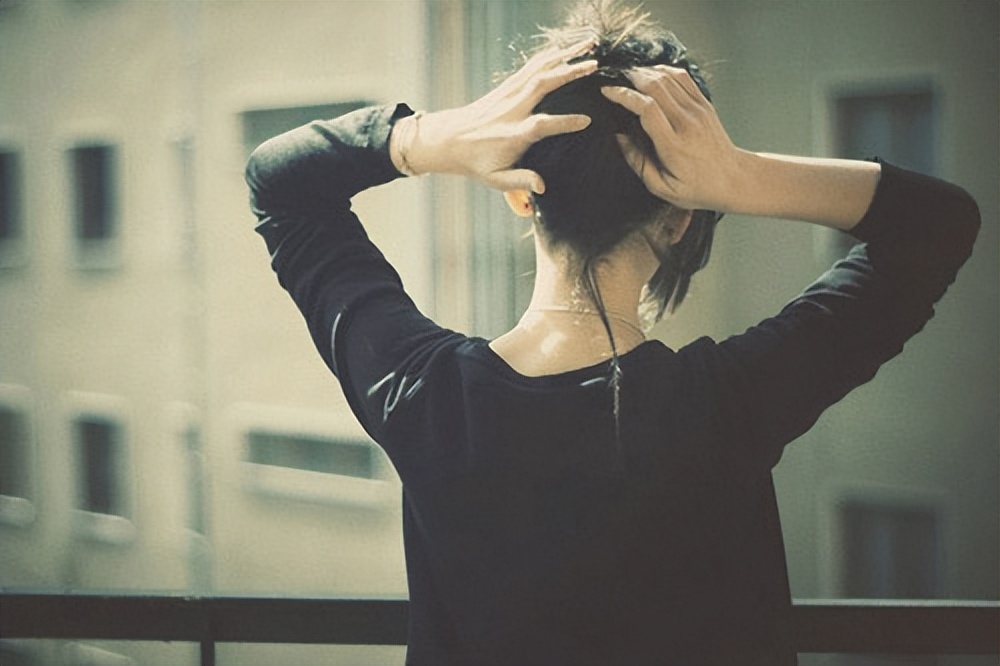 孤单的说说心情句子句句伤感扎心,让人看了心疼的伤感说说句句扎心