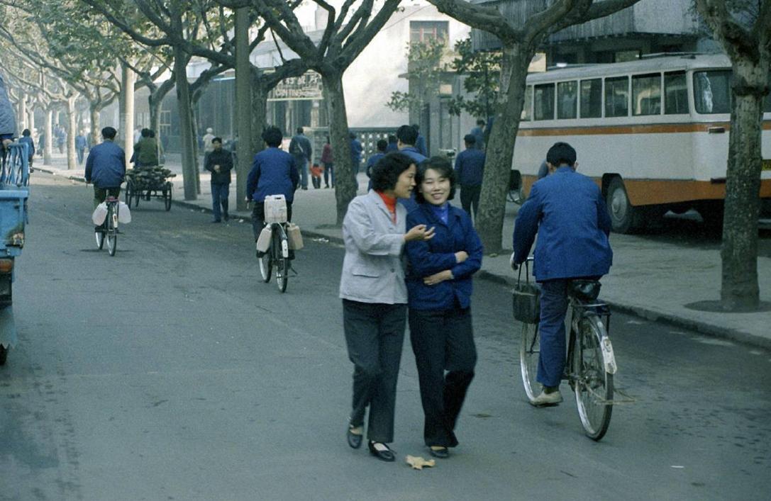 朝鲜为何住房与医疗都是免费,朝鲜普通老百姓受教育的程度