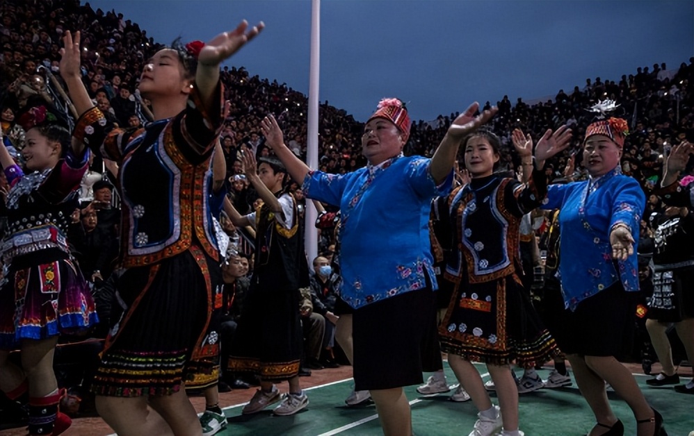 “村BA”在玩一种很新的东西!