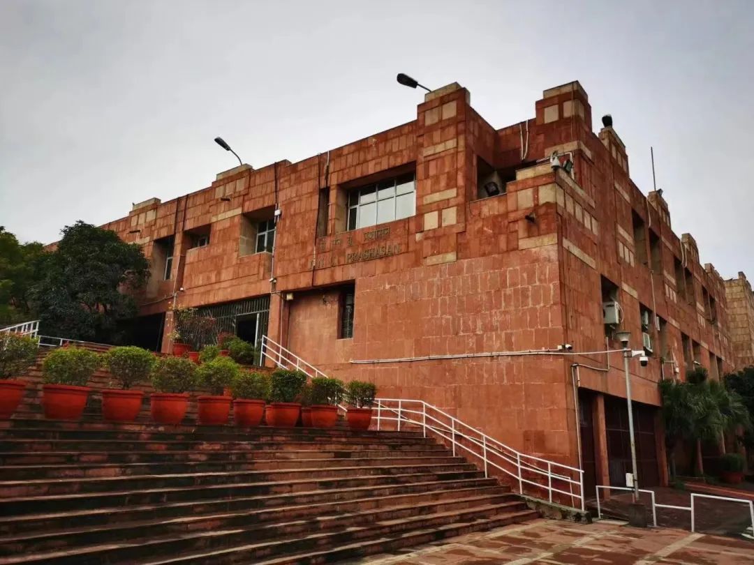 去印度留学学什么专业,去印度留学学it