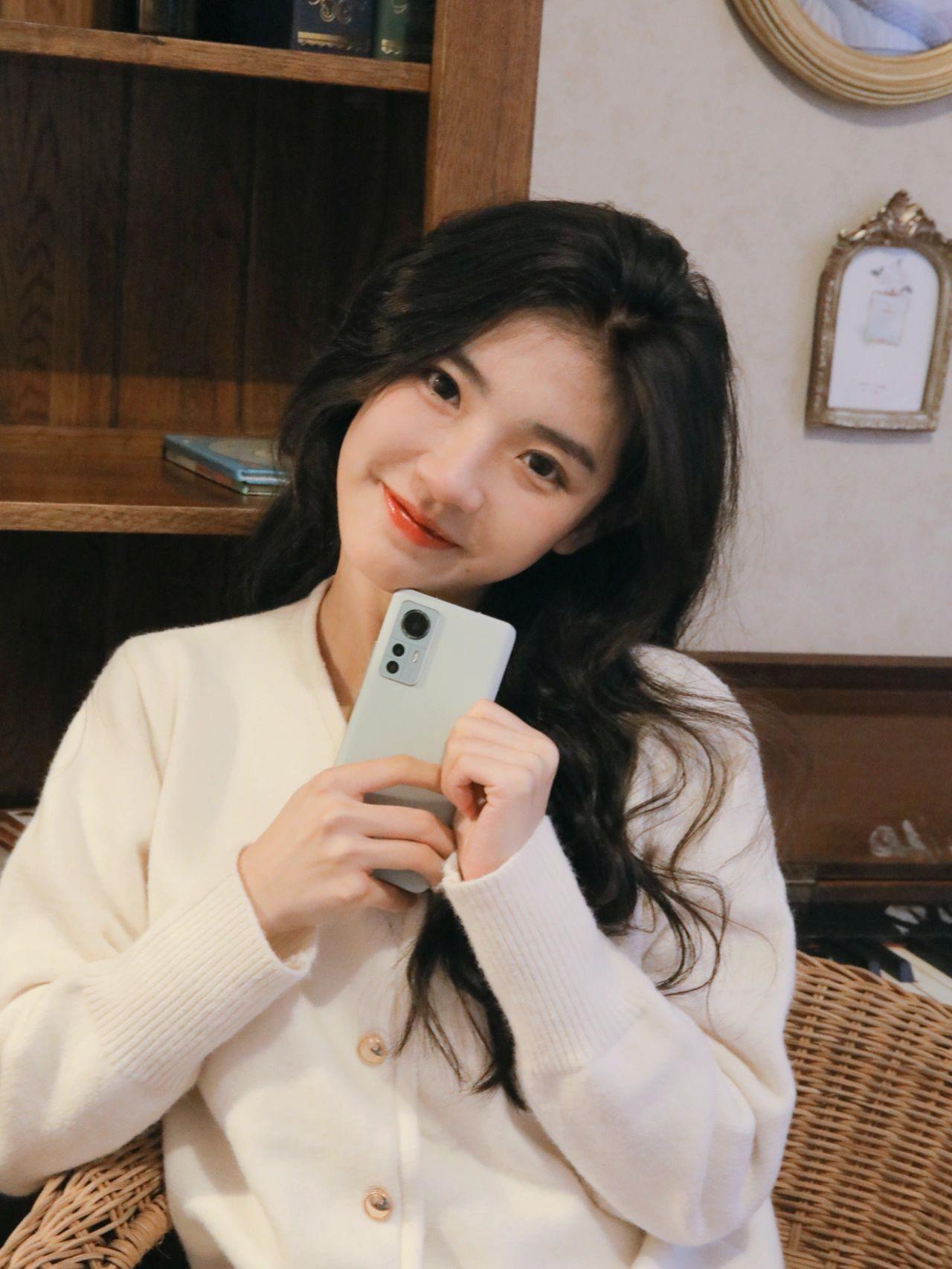 小米13Pro和12哪个更值得入手,小米13价格会像小米12一样暴跌吗