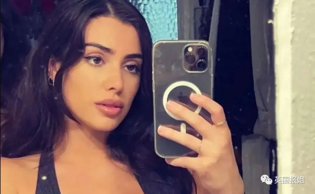 侃爷妻子bianca怪异穿搭,侃爷妻子黑色蚕蛹装