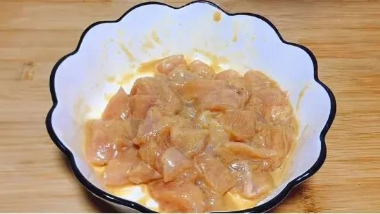 中老年人吃什么补脑效果最好,吃什么补脑防老年痴呆