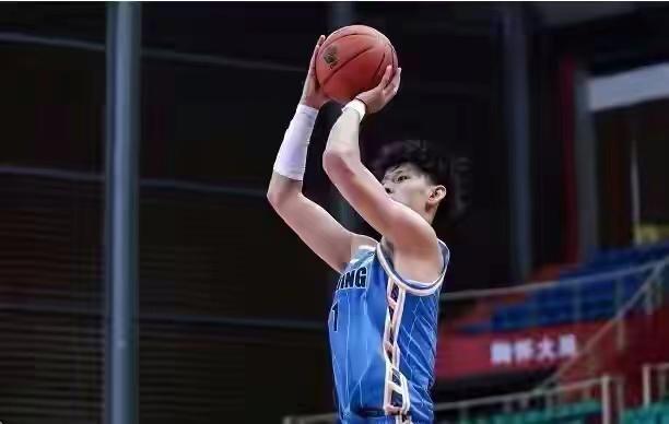 这8点，北京男篮的问题，终于被分析了个透彻