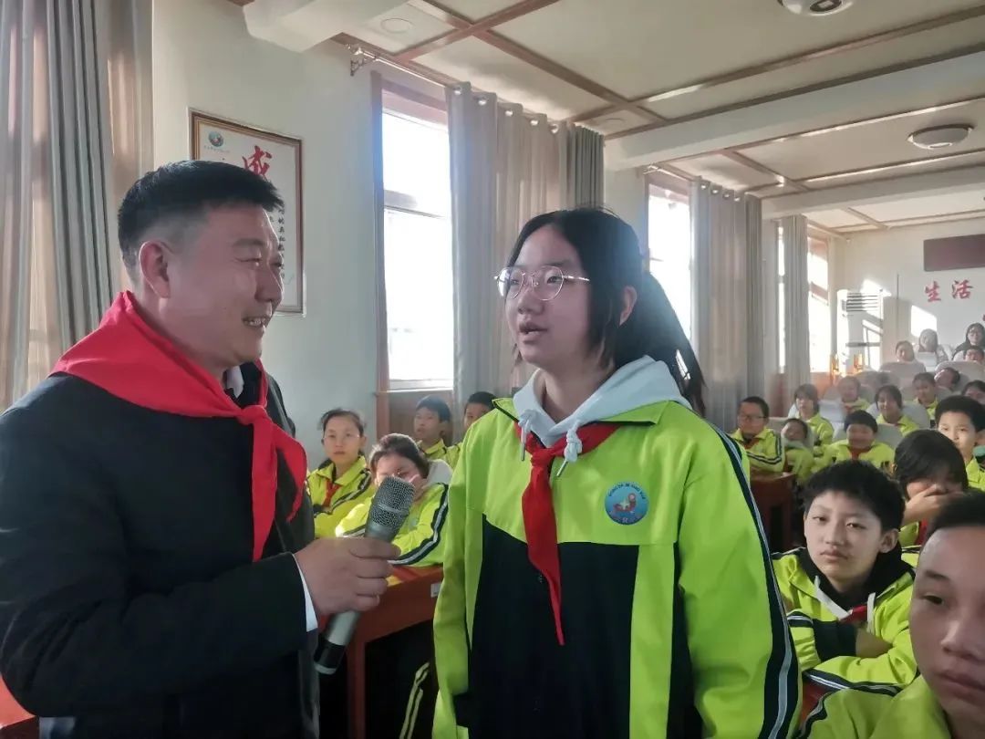 学雷锋，邢台市教育系统在行动