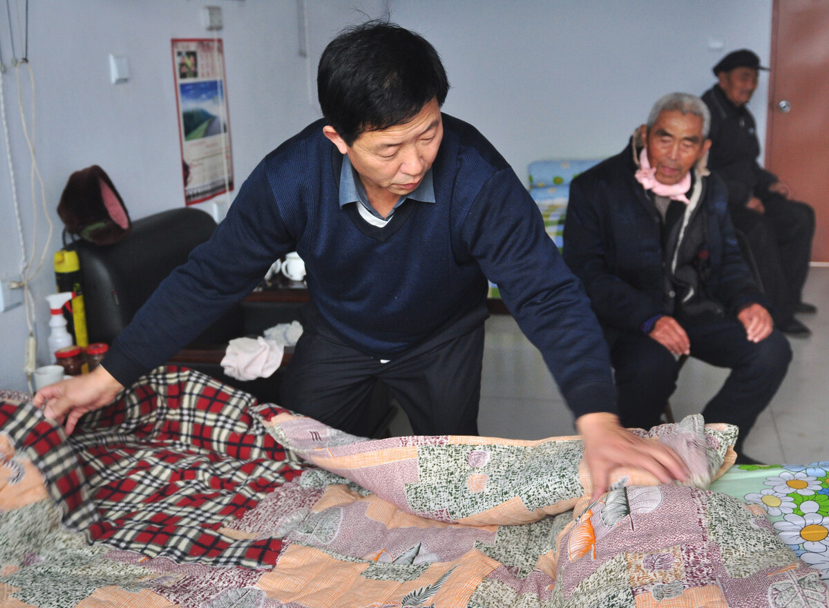 30年后生活不能自理的老人会怎样,不能自理老人怎么安度晚年最好