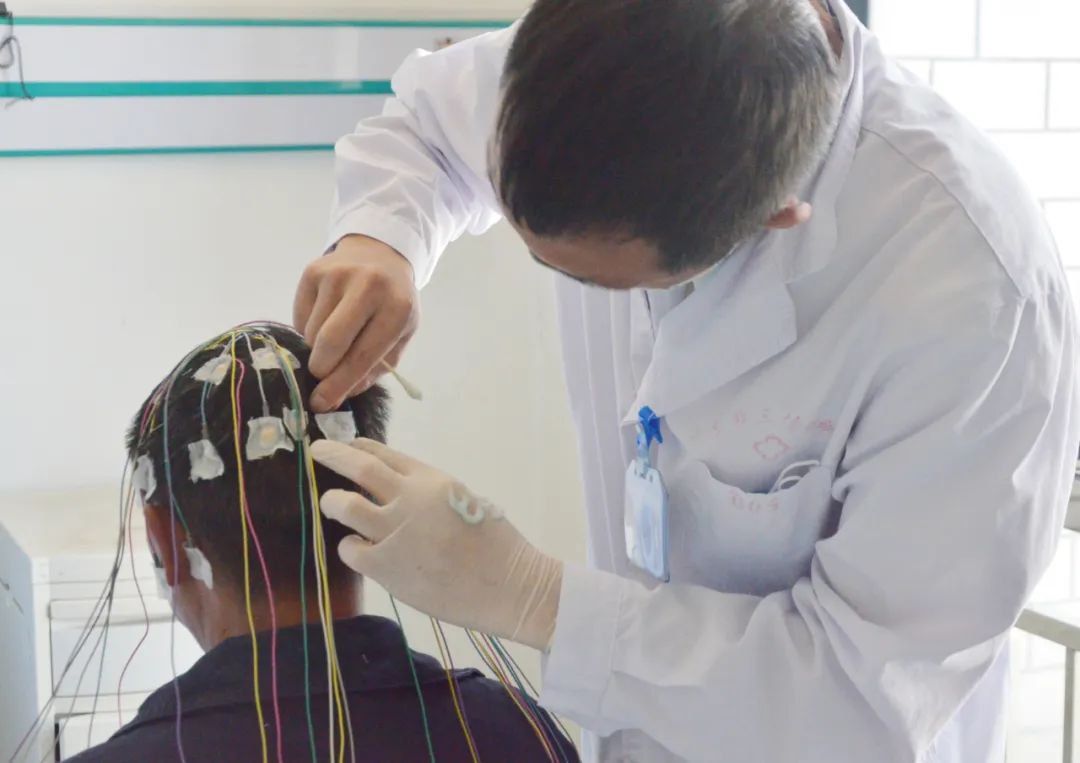 哪些患者适合癫痫手术,癫痫病人需要做哪些检查