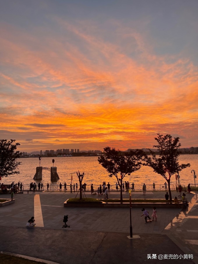 感受南京的艺术风格美食分享,中式情调南京美食