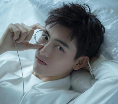 如何看待陈凯歌对柳岩发怒,陈凯歌怒斥柳岩