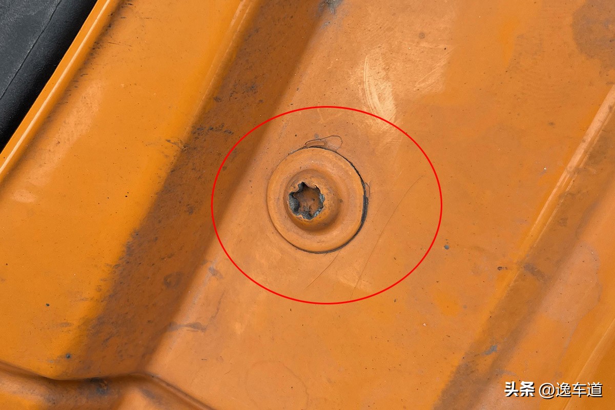 美女客户花2万买的代步车，这台09年的二手polo你觉得值吗？