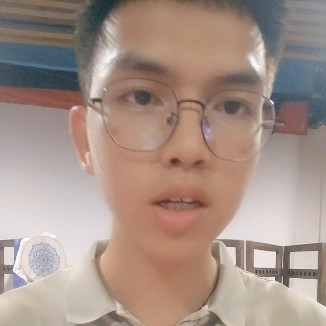 想要一个合身漂的民族衣服必须要量身定制。@是秦娜呀