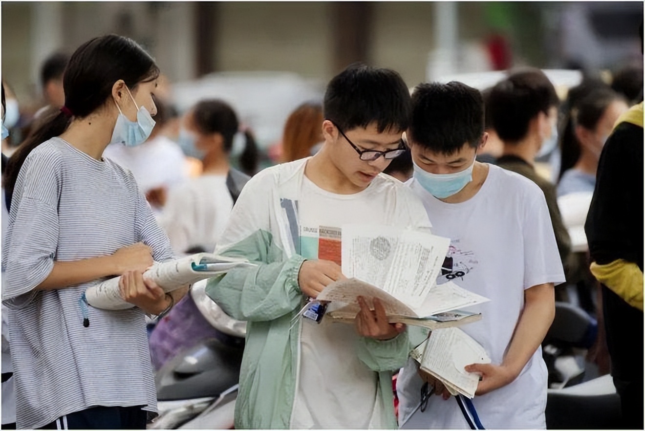 初中文凭想学的专业好就业,初中毕业学哪种专业就业机会多