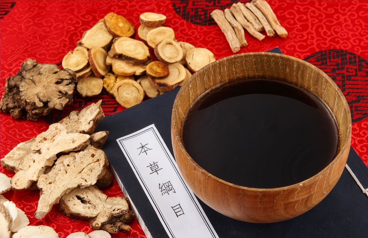 晚期肺癌治疗，中医为主角，长期带瘤生存可能性提升！