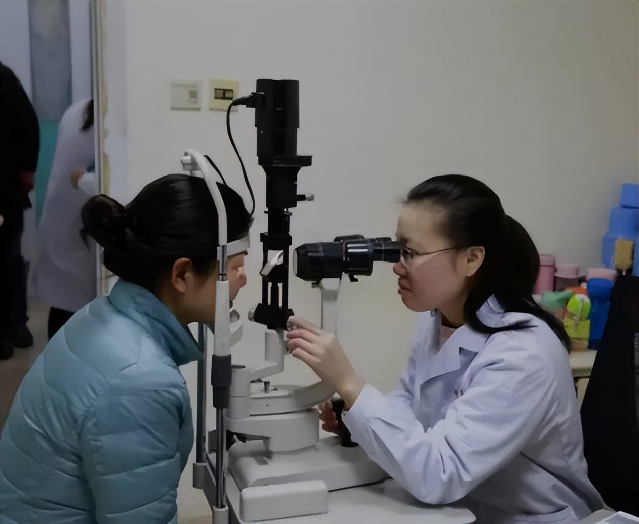 医生为什么不建议做近视眼手术,揭秘为什么医生都不做近视眼手术