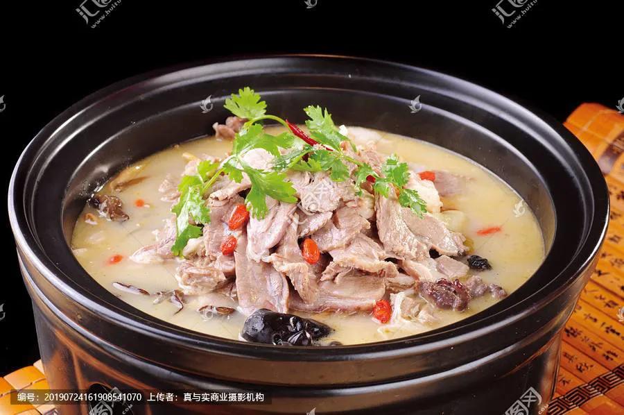 郑州市美食一条街在哪,郑州市阿五美食地址