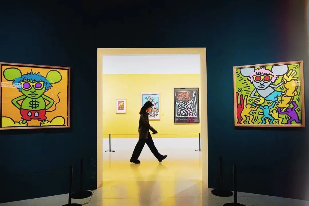 凯斯·哈林大型个展亮相上海,凯斯哈林北京展