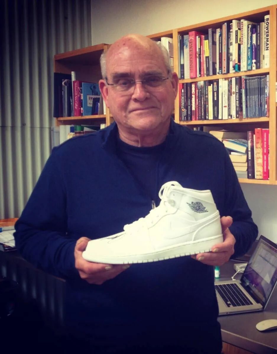 这个老头创造了神的第一双鞋丨BUNSuk