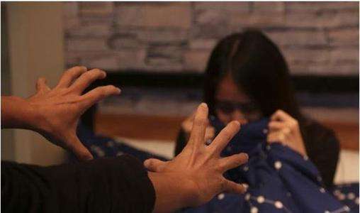 2018年，13岁少女被大伯强奸3年，母亲不阻止也不报警，原因何在